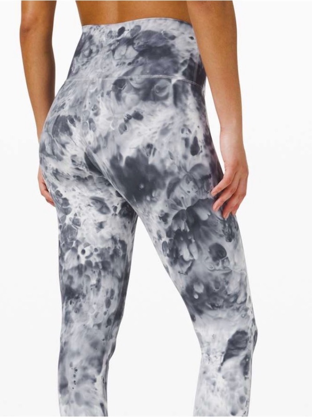 Lululemon wunder under leggings size 6